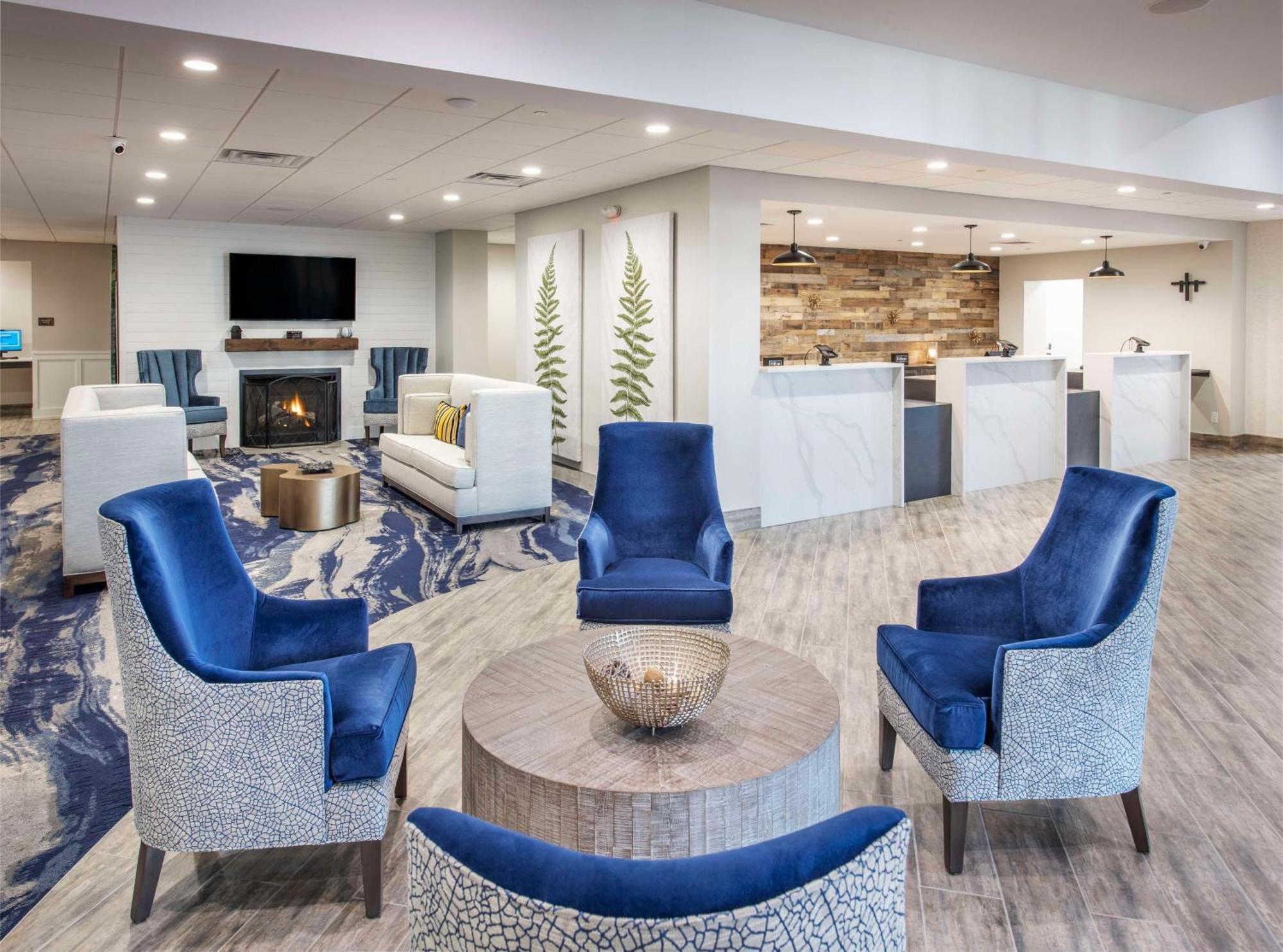 Hotel Doubletree By Hilton Monroe Township Cranbury à Rossmoor Extérieur photo